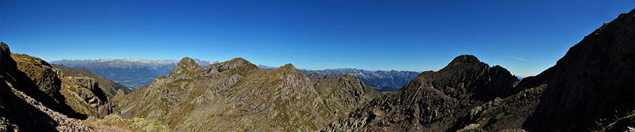 Vista dal sent. 106 di salita dalla Bocchetta d'Inferno in vetta al Pizzo Tre Signori